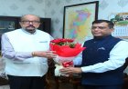 राज्यपाल डेका से राज्य निर्वाचन आयुक्त ने सौजन्य भेंट की