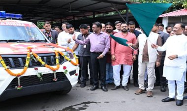 मुख्यमंत्री साय ने धरसींवा विधानसभा को दी नि:शुल्क एम्बुलेंस की सौगात