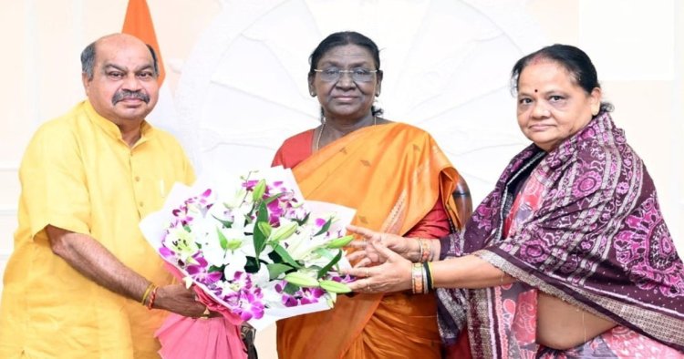 नुआखाई पर्व में शामिल होने राष्ट्रपति द्रौपदी मुर्मू को विधायक मिश्रा ने दिया आमंत्रण