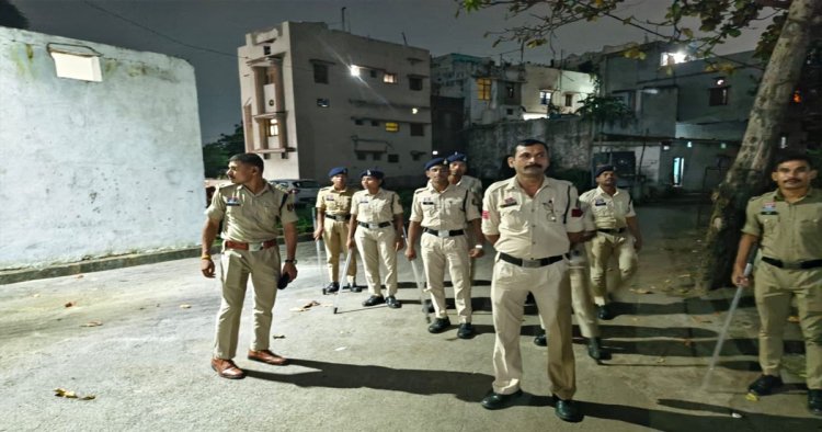 स्वतंत्रता दिवस के मद्देनजर रायपुर पुलिस का विशेष अभियान, 130 असामाजिक तत्वों पर कार्रवाई, 19 वारंट तामिल