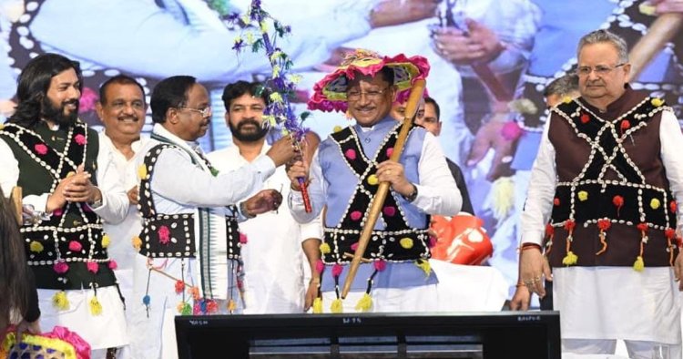 हरेली तिहार पर मुख्यमंत्री निवास में साकार हुई छत्तीसगढ़ की लोक संस्कृति, कृषि परंपरा और ग्रामीण जीवन की जीवंत झांकी