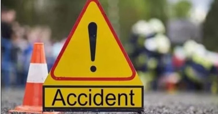 Road Accident: भीषण सड़क हादसा, डंपर की टक्कर से एक ही परिवार के 4 लोगों की मौत, 1 घायल
