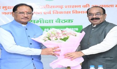 शहरों में नागरिक सुविधाओं और विकास कार्यों में लाएं तेजी : मुख्यमंत्री साय