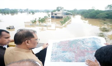 बस्तर के बाढ़ प्रभावित क्षेत्रों में पहुंचे मुख्यमंत्री विष्णु देव साय, प्रभावित परिवारों से मिलकर जाना हाल