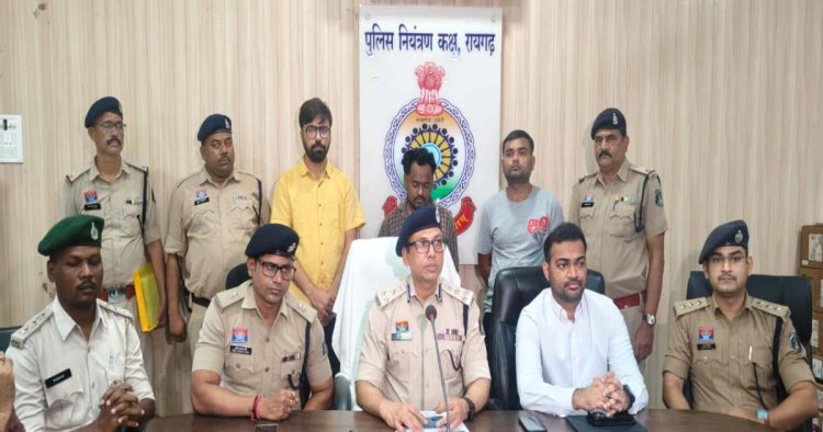 CG – जंगल की लकड़ियों का काला कारोबार! तीन राज्यों तक फैला था सिंडिकेट, 3 आरोपी गिरफ्तार…