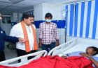उप मुख्यमंत्री विजय शर्मा ने अस्पताल पहुंचकर जाना सड़क हादसे में घायलों का हाल