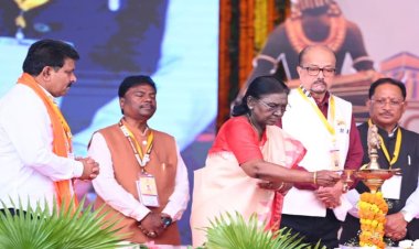 राष्ट्रपति द्रौपदी मुर्मु ने बस्तर दशहरा की अनूठी परंपराओं और जनजातीय संस्कृति की सराहना की