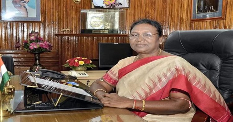CG : राष्ट्रपति द्रौपदी मुर्मू का इस दिन होगा छत्तीसगढ़ आगमन, तैयारियों को लेकर लोकभवन में बैठक…..